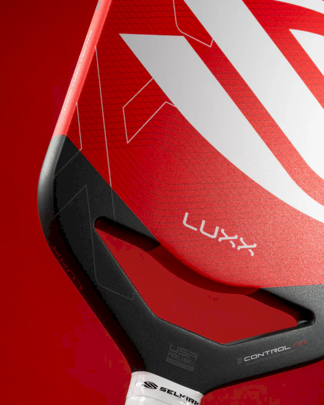 Vợt phù hợp với nhiều lối chơi 