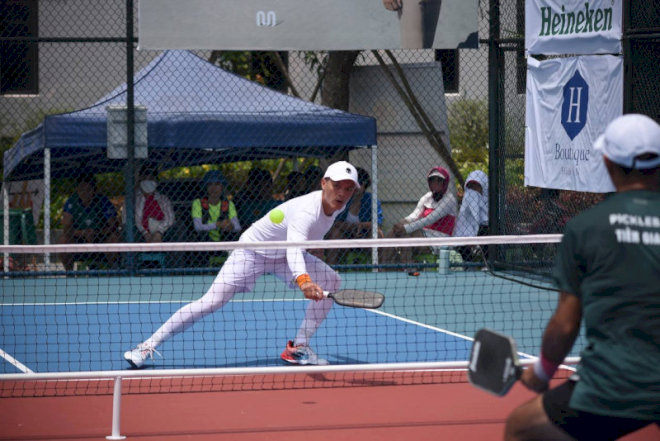 Kiểm soát bóng giúp Anh Chú làm chủ nhịp độ trận đấu và hóa giải những cú đánh từ đối phương