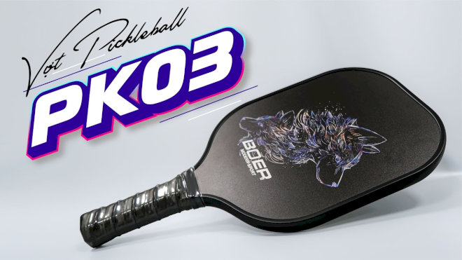Bề mặt vợt Pickleball PK03 thiết kế phẳng, mịn giúp tăng sự ổn định khi chạm bóng 