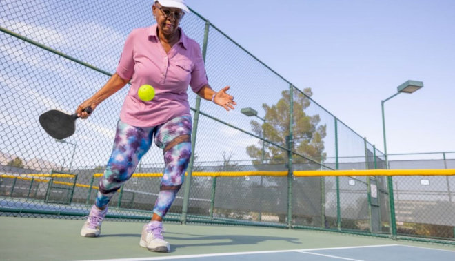 Hãy đọc điểm trước mỗi cú giao bóng đối với bộ môn Pickleball