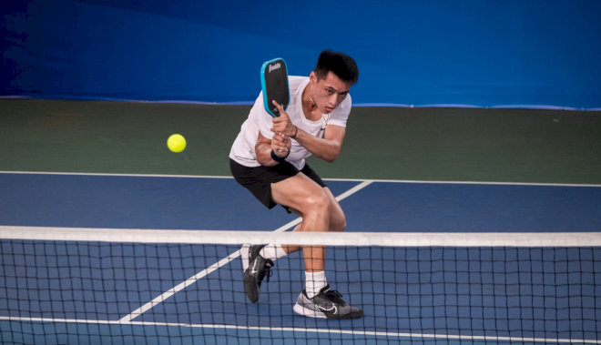 Lỗi chạm bóng trước khi nảy đều bị tính lỗi