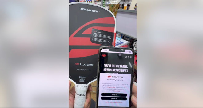 Thông tin hiển thị với dữ liệu liên quan đến cây vợt sau khi kiểm tra