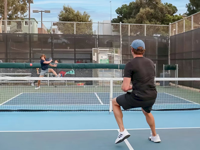 Theo luật, người chơi phải thắng với cách biệt tối thiểu 2 điểm thì mới chính thức giành chiến thắng chung cuộc.