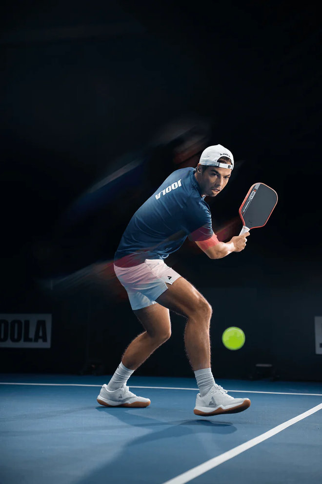 Vợt Pickleball Joola 5 Perseus có tầm với dài nhất, giúp cứu được những pha bóng xa ngoài tầm tay