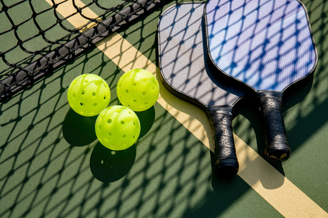 Lựa chọn mua bóng đúng pickleball chính hãng để có trải nghiệm chơi tốt nhất