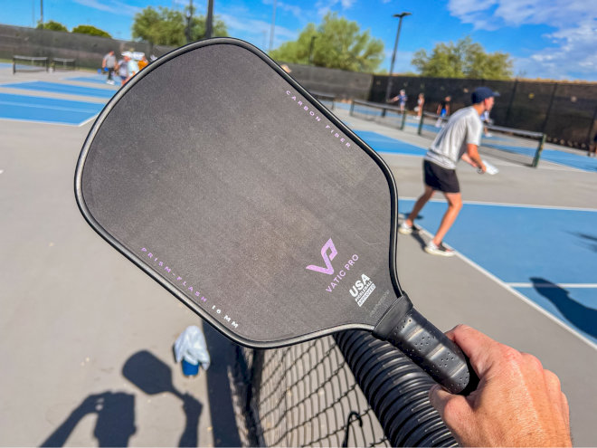 Vatic Pro Prism Flash là lựa chọn phổ biến cho phân khúc tầm trung