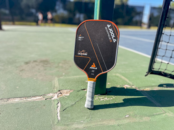 Vợt JOOLA Scorpeus được yêu thích vì khả năng tạo xoáy mạnh và độ chính xác cao trong các pha rally