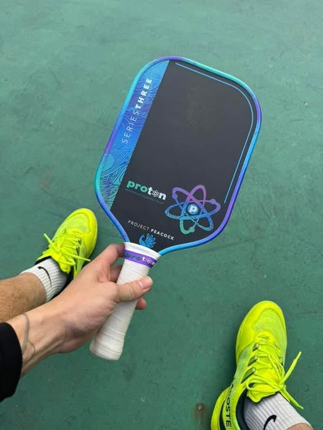 Phù hợp với người cần cần một cây vợt nhẹ tay