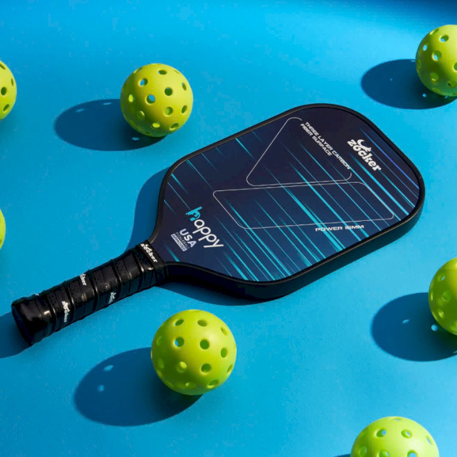Vợt Pickleball Zocker Happy HP1 phù hợp người chơi mới với sự đa năng và dễ kiểm soát 