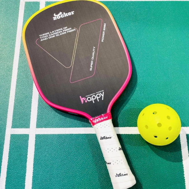 Zocker Happy HP2 Super Quality có cấu hình công thủ toàn diện hơn so với dòng HP3 