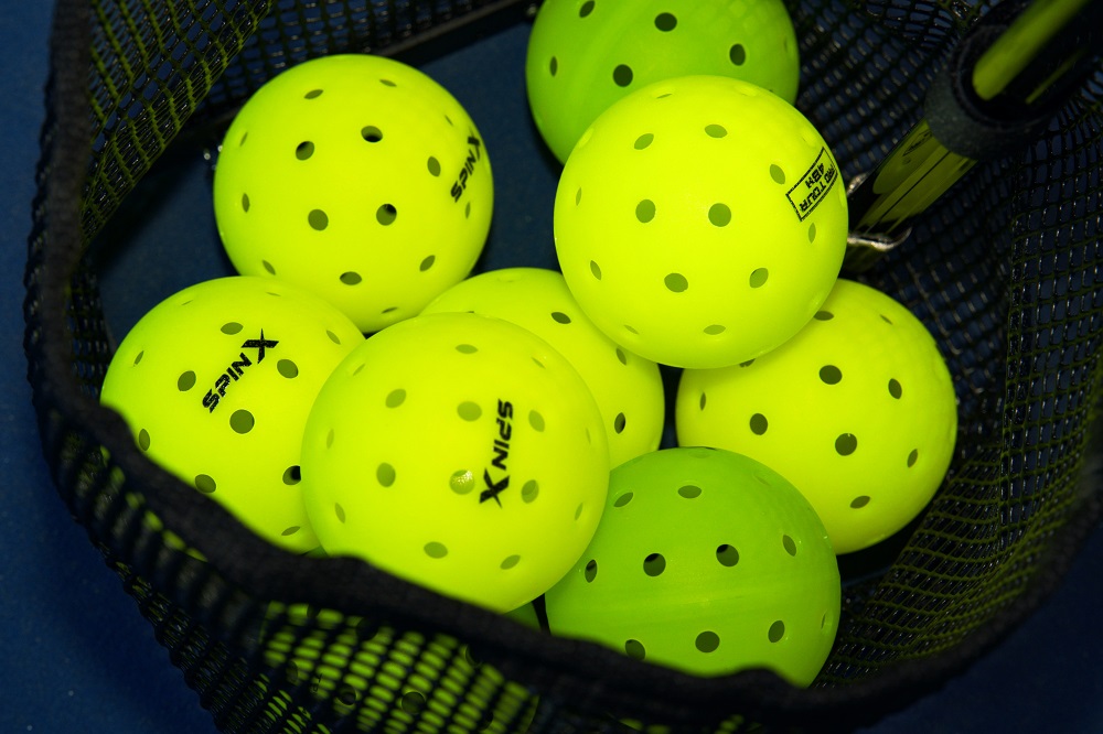 Cây Nhặt Bóng Pickleball/ Tennis Dạng Lưới SpinX Chính Hãng - Lưới Nhựa PE Bền Bỉ - Thanh Sắc - Cứng Cáp, Bền Bỉ