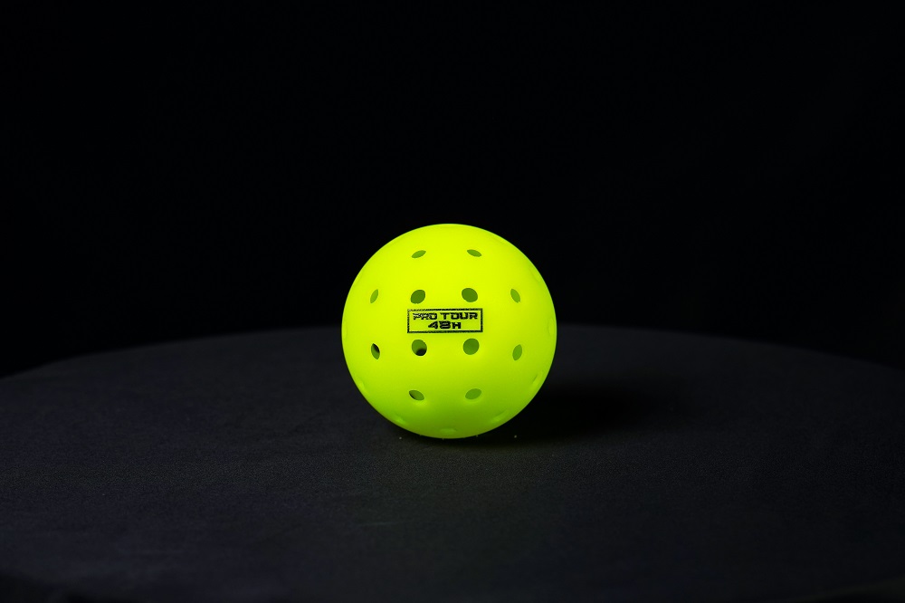 Quả Bóng Pickleball SpinX Pro Tour 48H Chính Hãng - 48 Lỗ - Bền - Đường Bay Ổn Định - Kiểm Soát - Cảm Giác Đánh Chắc Tay