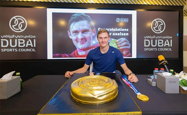 Cầu lông Đan Mạch rúng động khi Viktor Axelsen sang Dubai định cư